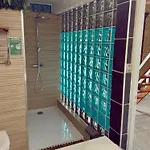 فندق مبيت وإفطار Le Petit Clos 3*