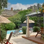 Le Petit Clos 3* Fontjoncouse