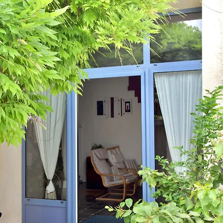 Le Petit Clos Bed & Breakfast *