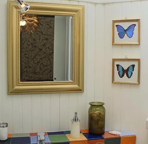 Le Petit Clos فندق مبيت وإفطار 3*